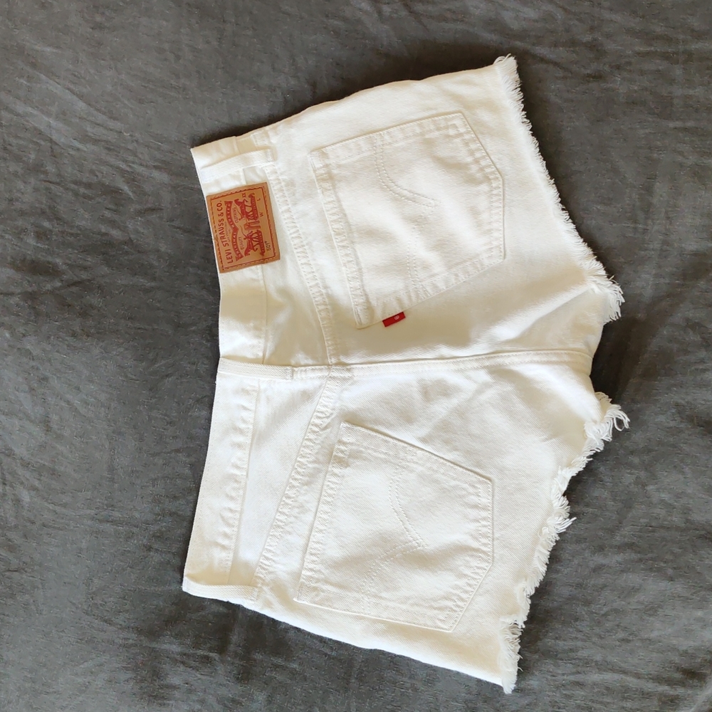 Levi's 501 cutoff supersonic white denim shorts size 28